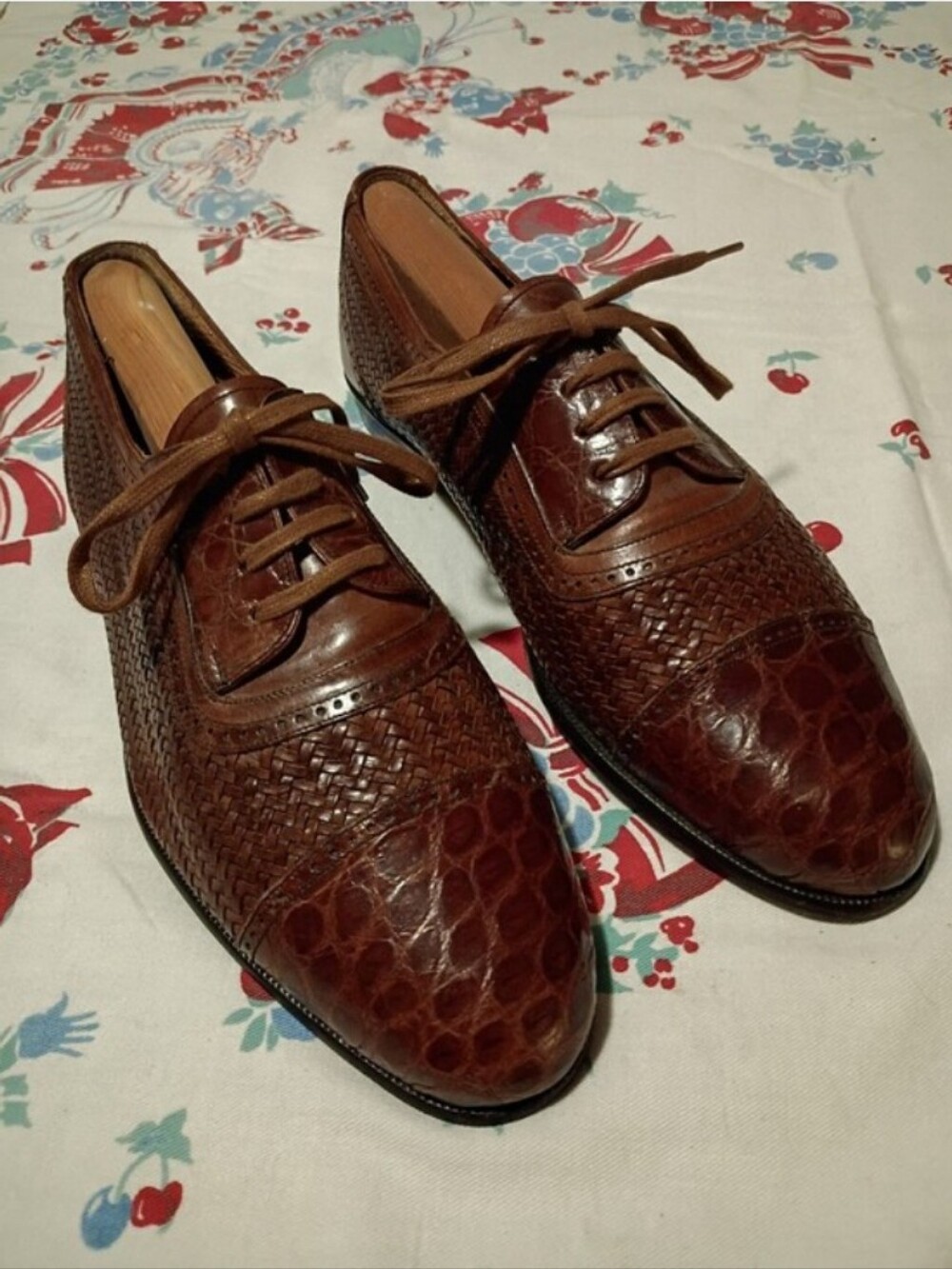 Vintage Crocodile Leather Oxfords Sz 10.5 (Shoe Trees Added)